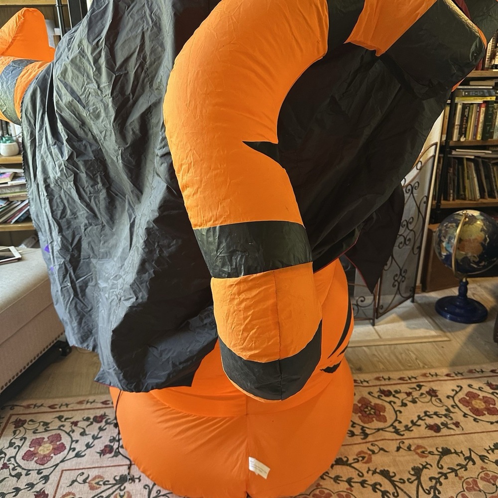 Gemmy Disney Tigger Airblown Inflatable Halloween Over 7 Ft Rare 2003 Read - Picture 7 of 11